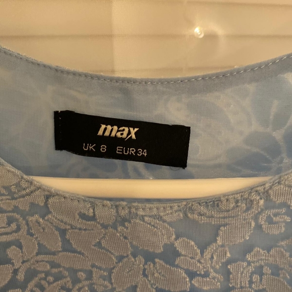 Floral sleeveless blouse - Picture 5 of 5